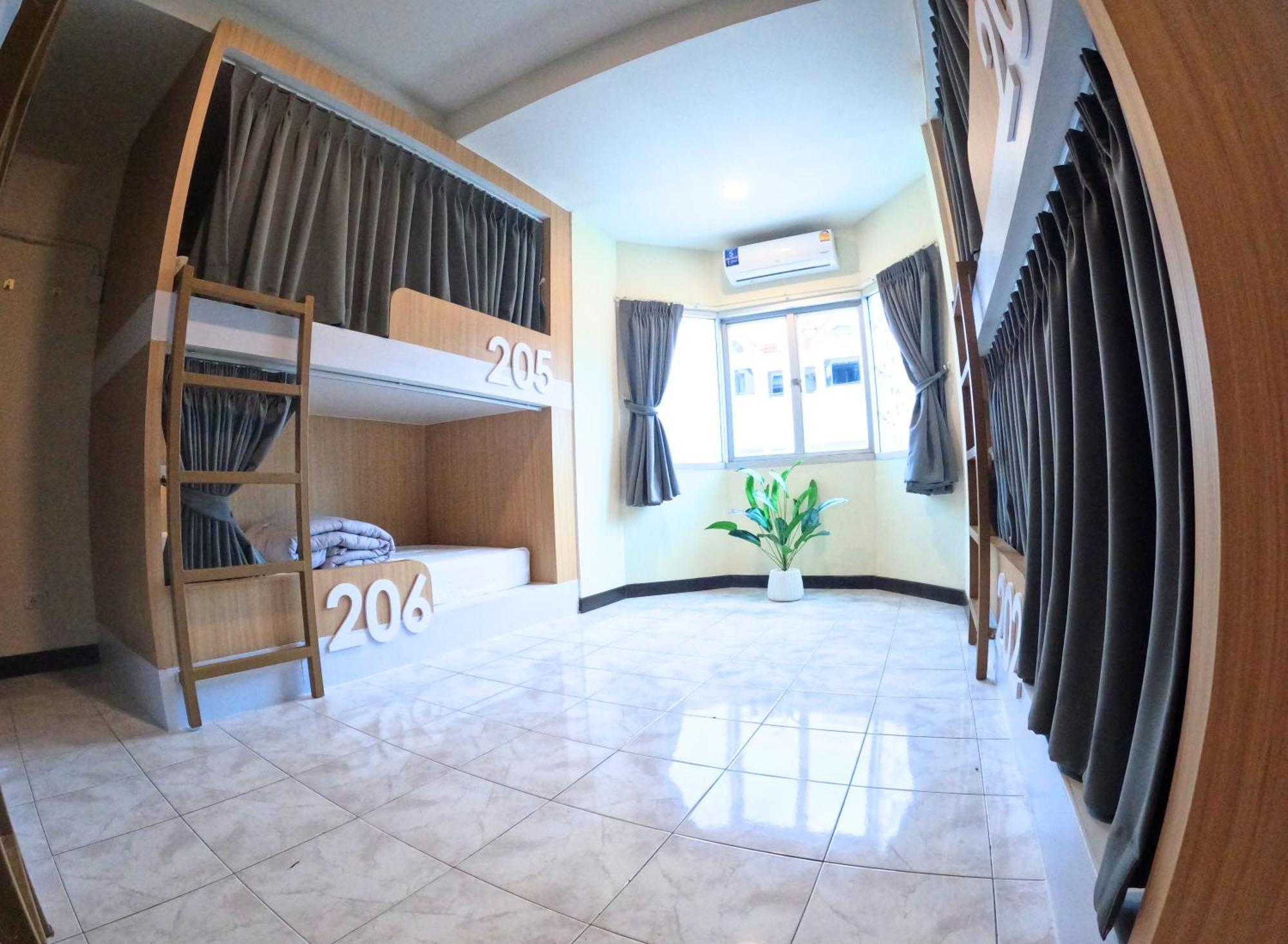 Kpop Hostel Karon Dış mekan fotoğraf