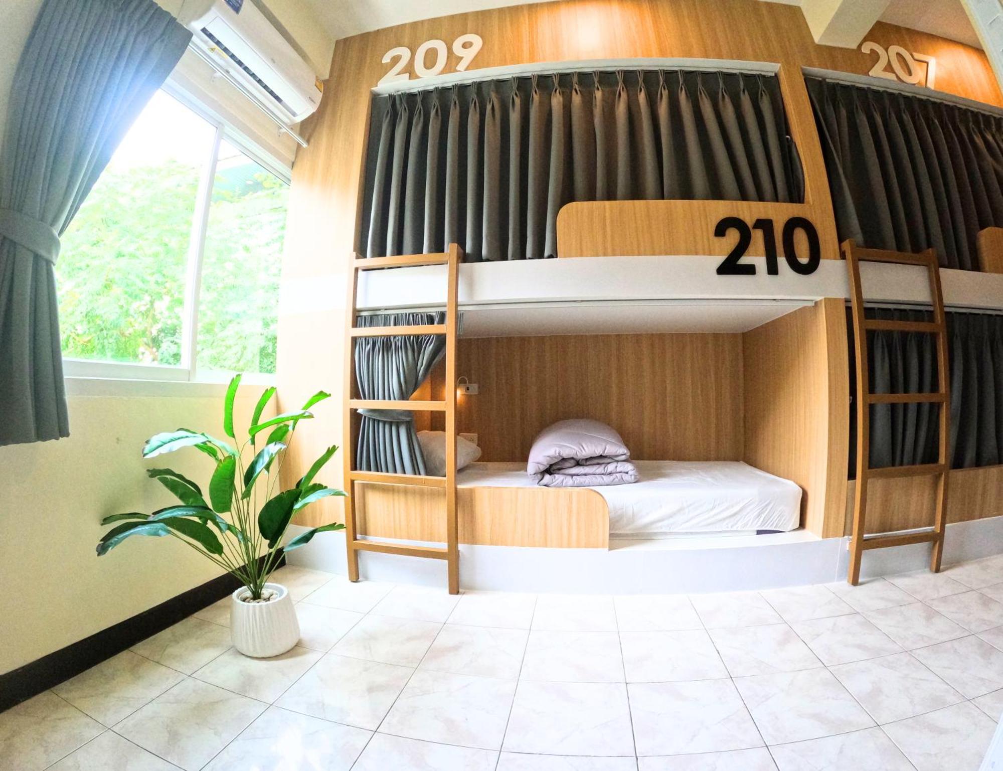 Kpop Hostel Karon Dış mekan fotoğraf
