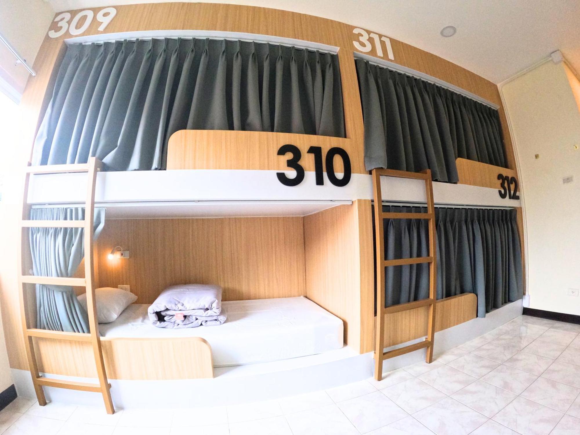 Kpop Hostel Karon Dış mekan fotoğraf